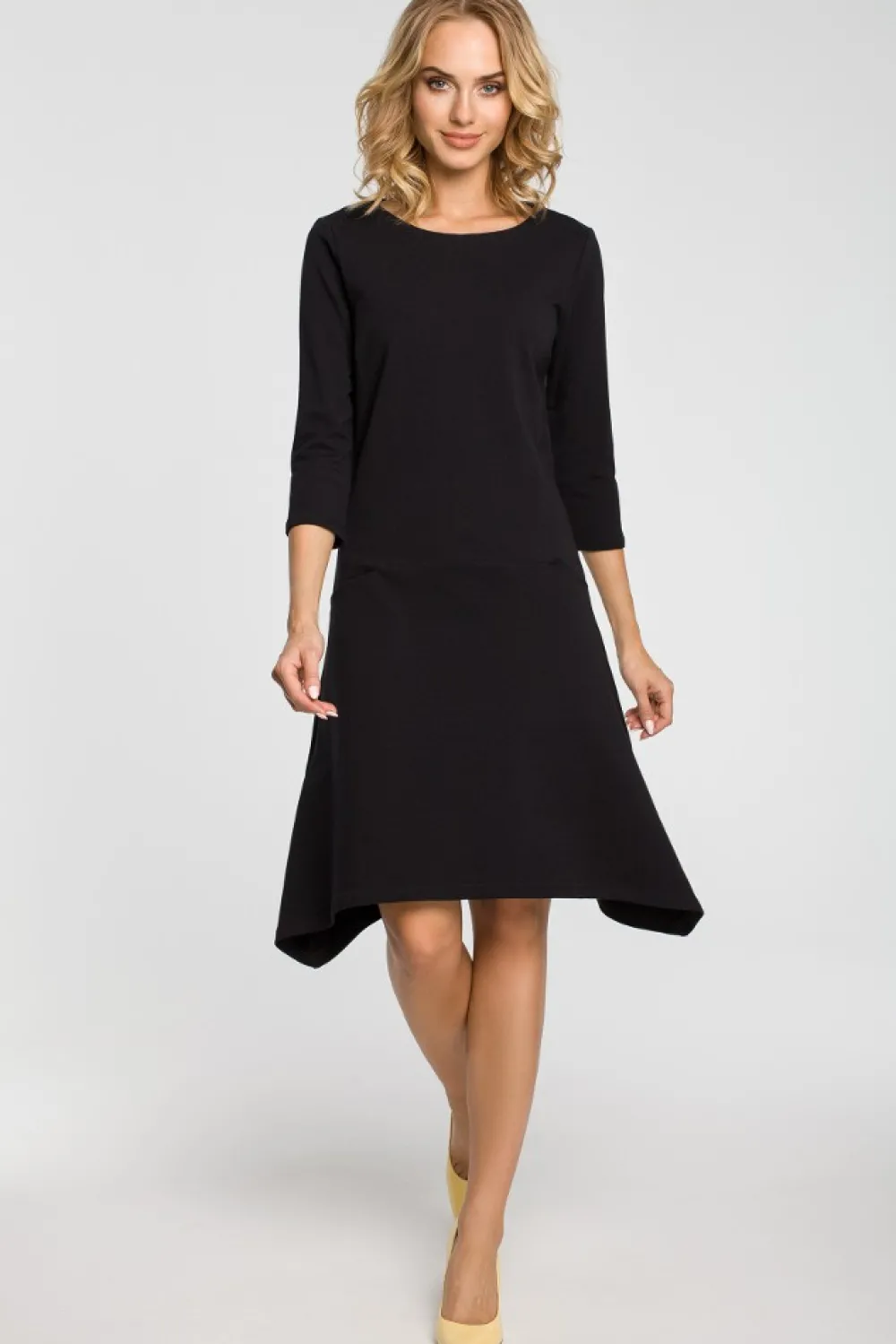 Sale Ayetryczna ukienka z obniżoną taią - czarna Sukienki Dzianinowe|Sukienki