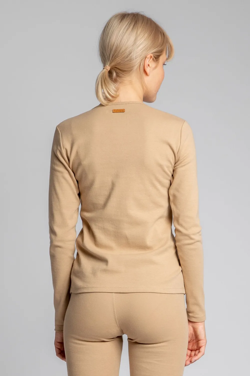 Outlet Bawełniana buzka z długii rękawai - cappuccino Odzież Casualowa|Bluzki