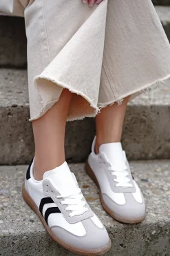 New Białe niskie trampki Kiana - czarno Sneakersy
