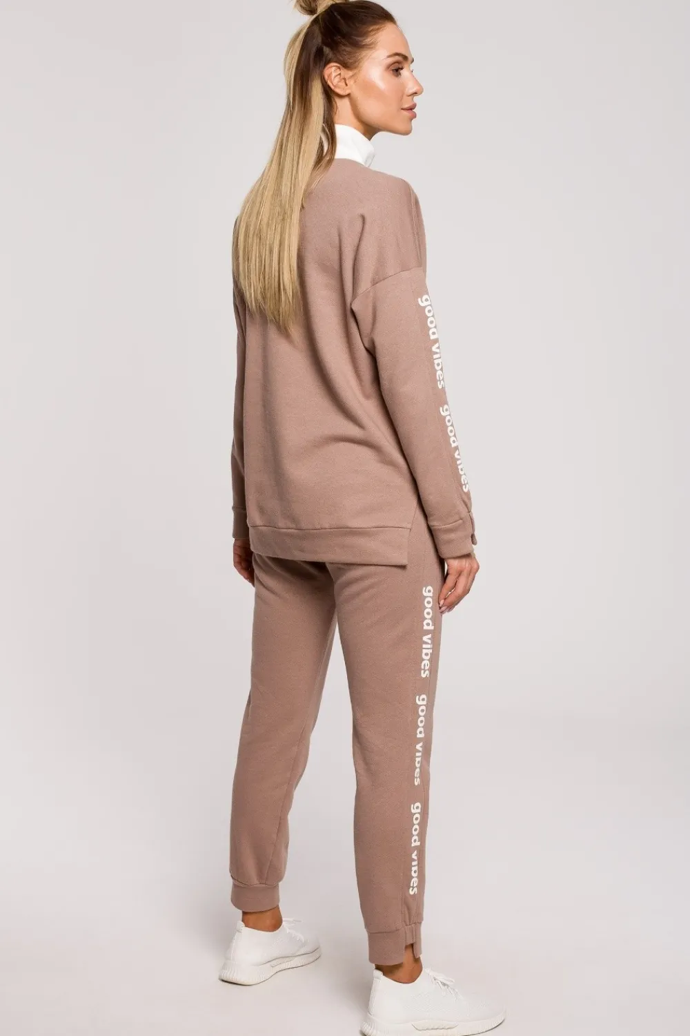 Online Buza daka z ogo good vibe - cappuccino Odzież Casualowa|Bluzy