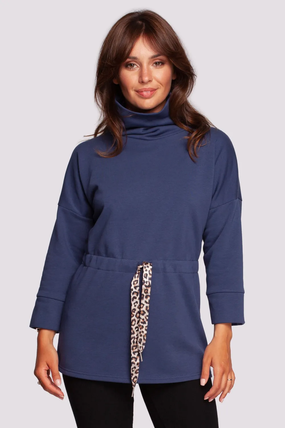 Outlet Buza z gofe o przedłużony kroju - niebieka Odzież Casualowa|Bluzy