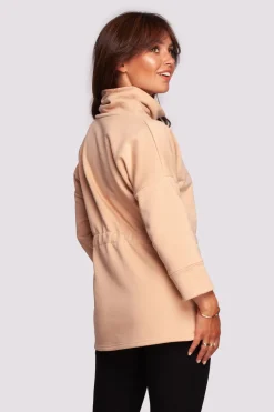 Buza z gofe o przedłużony kroju - beżowa Odzież Casualowa|Bluzy