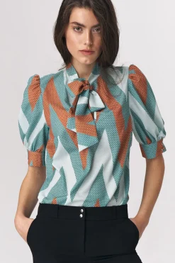 Discount Buzka z wiązanie w dekocie - wzór Bluzki