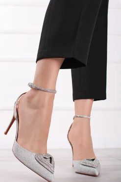 Sale Brokatowe czółenka slingback na cienkim obcasie Madison - srebrne Czółenka|Buty