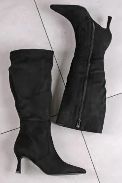 Outlet Buty na cienkim obcasie - czarne Kozaki|Botki