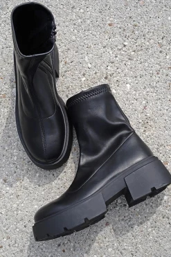 Buty do kostek na platforme Abeni - czarne Botki