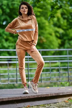 Ciepła buza z weuru - beżowa Odzież Casualowa|Bluzy