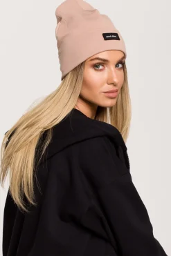 Outlet Czapka beanie unisex z naszywką good vibes - mokka Akcesoria|Dobry Skład