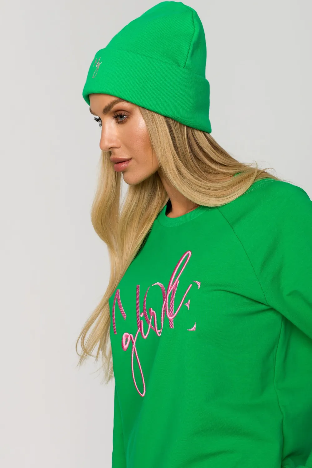 Discount Czapka beanie z haftem - soczysto-zielona Akcesoria|Dobry Skład