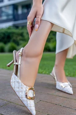 Outlet Czółenka slingback na cienkim obcasie Marceline - beżowe Czółenka|Buty