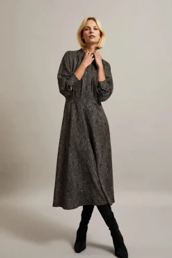 Clearance Elegancka sukienka midi w drobne kropki - czarna Sukienki