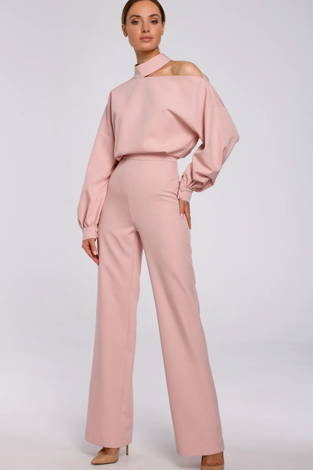 New Kobinezon z bufiatyi rękawai - pudrowy Kombinezony|Eleganckie Kombinezony
