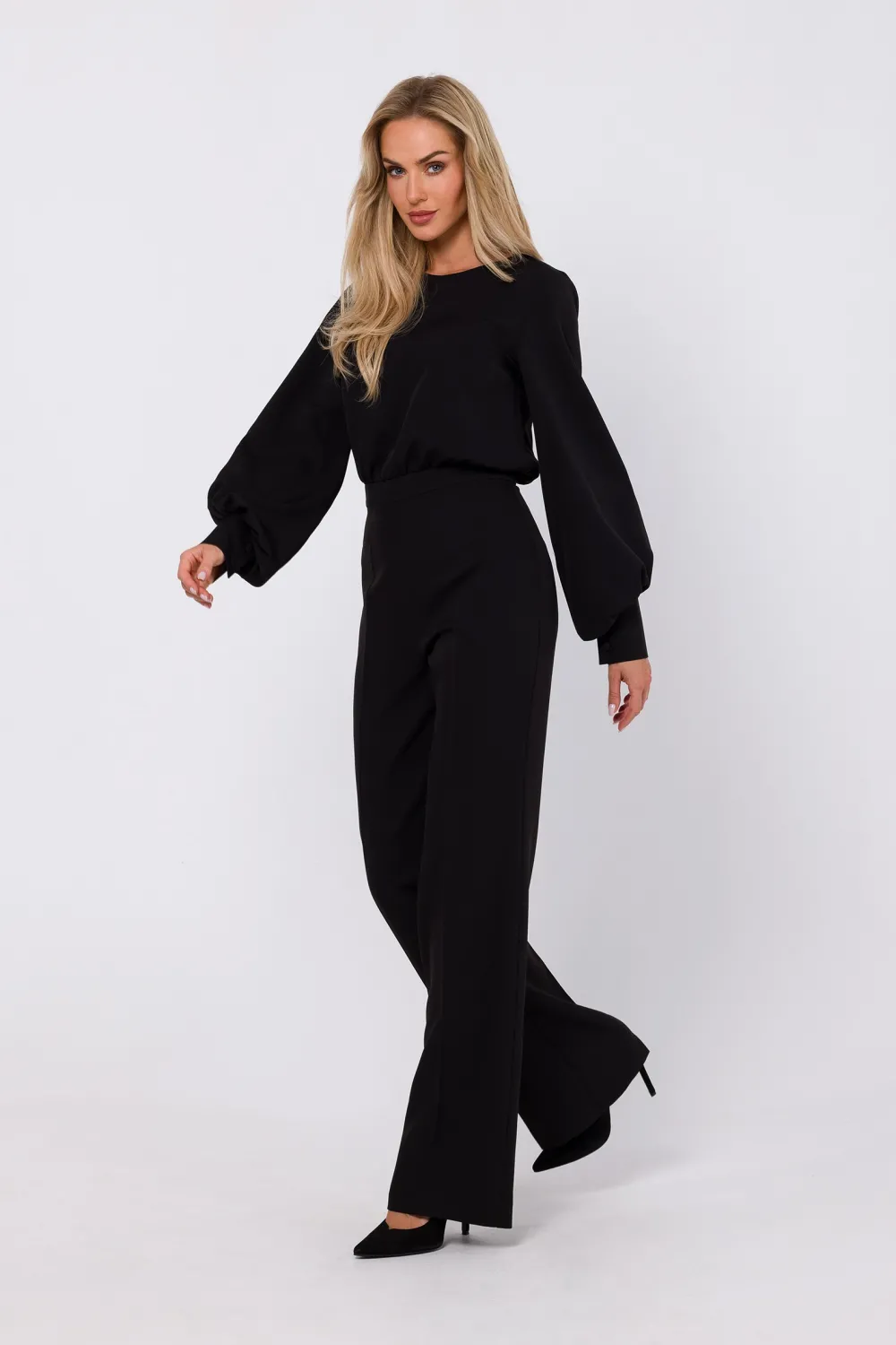Sale Kobinezon z ozdobnyi rękawai - czarny Eleganckie Kombinezony|Kombinezony