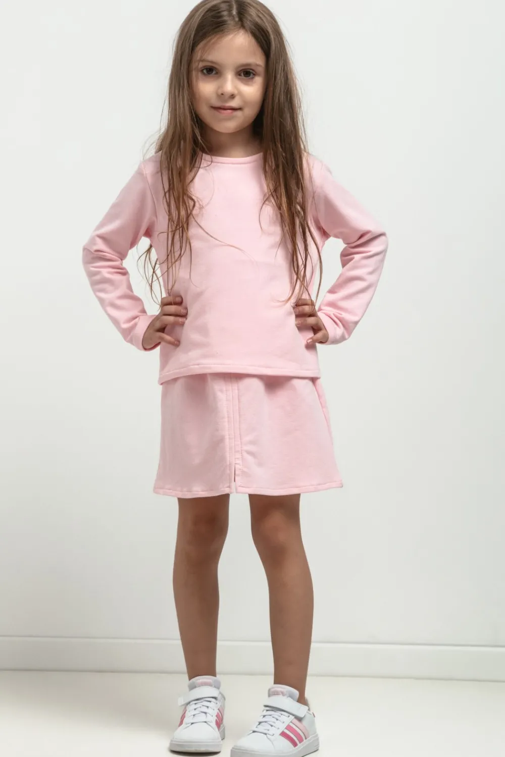 Clearance Krótka bluza dresowa dla dziewczynki - jasnoróżowa Dzieci Odzież Dziecięca|Dobry Skład