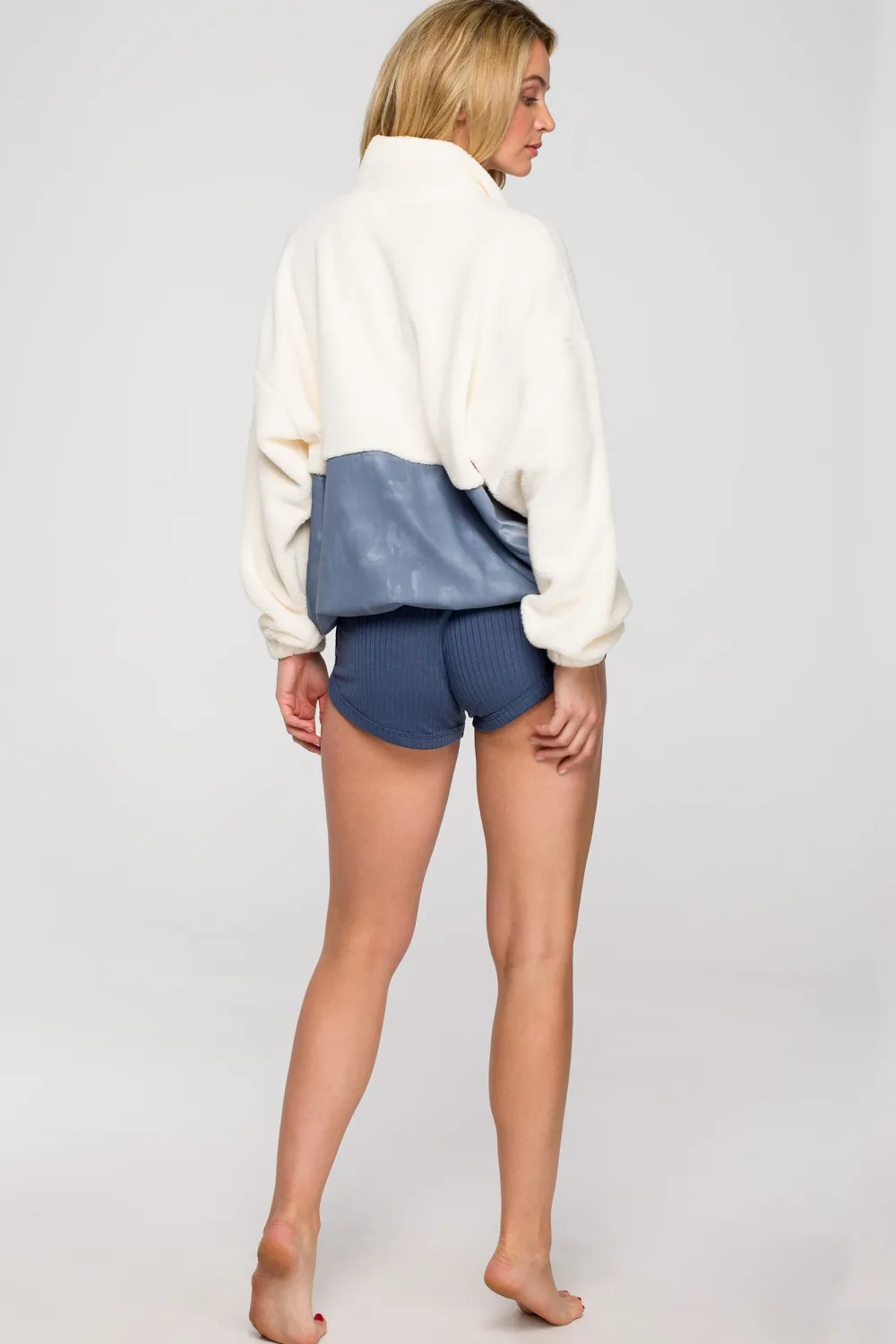 Online uźna buza puzowa z kiezenią - ode 3 Odzież Casualowa|Bluzy