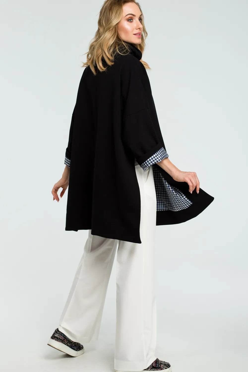 Clearance Luźna bluza z wysokim kołnierzem - czarna Bluzy