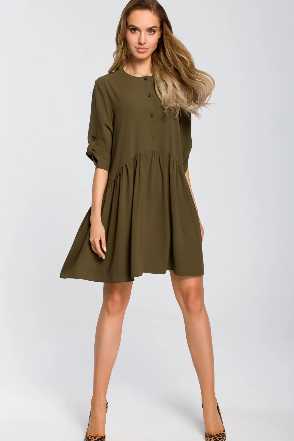 New Luźna sukienka rozkloszowana - khaki Sukienki Koktajlowe|Sukienki