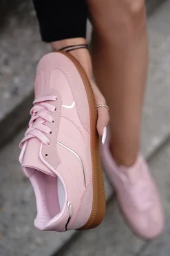 Niskie trampki Yara - różowe Sneakersy