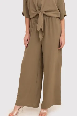 Outlet podnie dakie z zerokii nogawkai - khaki Spodnie
