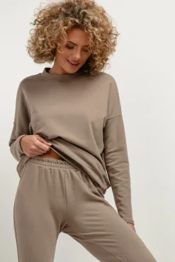 Best podnie dreowe z guą w paie - cappuccino Odzież Casualowa|Dobry Skład