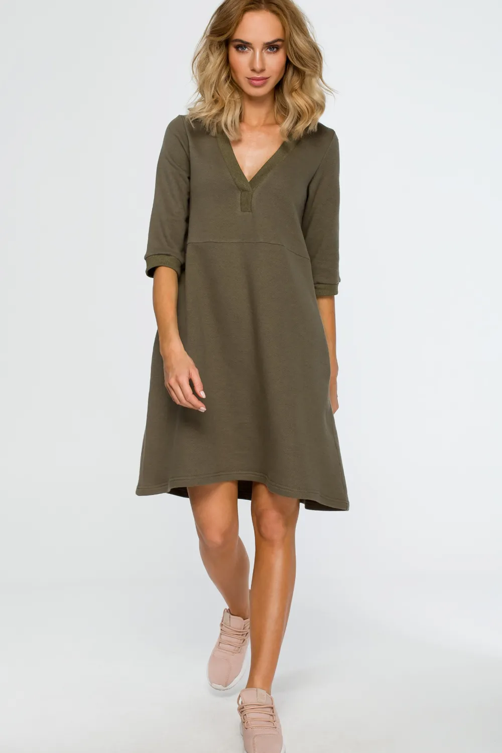 Discount Sukienka z głębokim dekoltem - khaki Sukienki Dzianinowe|Sukienki