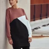 Sukienka z połączeniem kolorów - model 2 Sukienki Dzianinowe|Sukienki