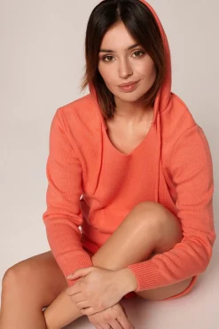 Discount Sweter z kapturem i kieszenią kangurek - koralowy Swetry