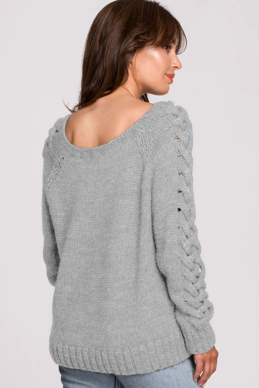 Online Sweter z warkoczowym splotem na rękawach - szary Swetry