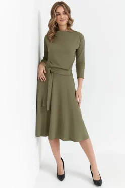 Discount Wikozowa ukienka rozkozowana z pakie – khaki Sukienki